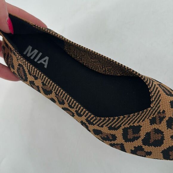 NWOT Mia Women's 1889 Animal Print Pointed Toe Ballet Flats Brown Size 6.5 - Picture 9 of 10